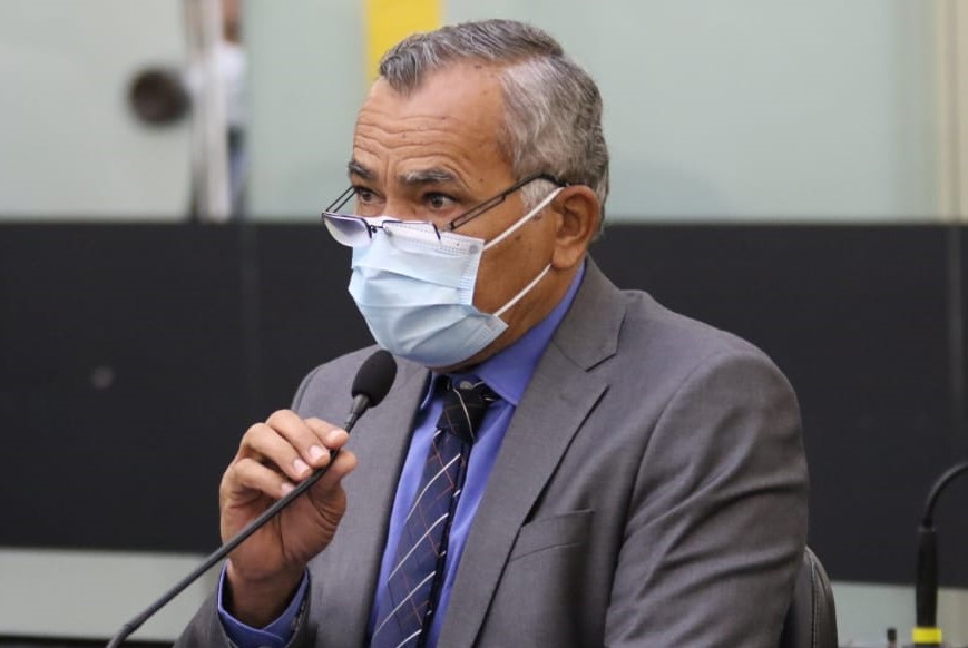 Tarcizo Freire destaca trabalho de entidades na castração de animais de rua