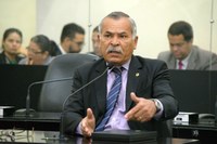 Tarcizo Freire destaca novo horário de funcionamento da Casa